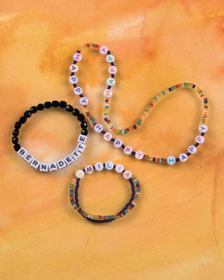 Kunststoff-Würfel mit Loch Alphabet schwarz/weiss - 0