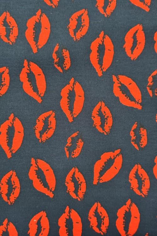 Stoff Kisses rot/blau HeiQ Viroblock